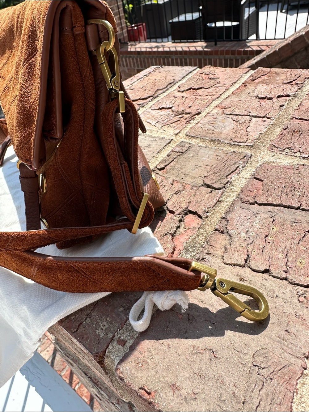 Hammitt Women’s Suede Crossbody Bag, Dillon Small, chocolate. NWT - Picture 4 of 16
